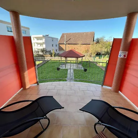 Modern Comfort For 6 - Kitchen - Balcony - Parking