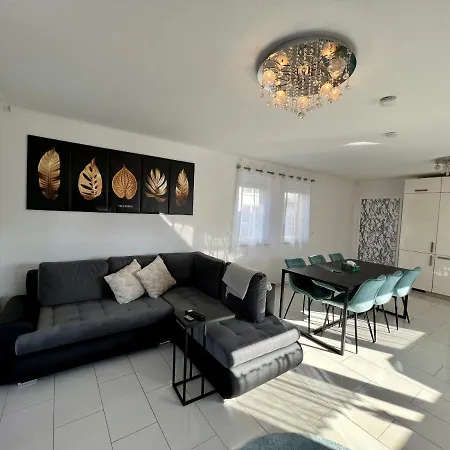 Modern Comfort For 6 - Kitchen - Balcony - Parking * Karben